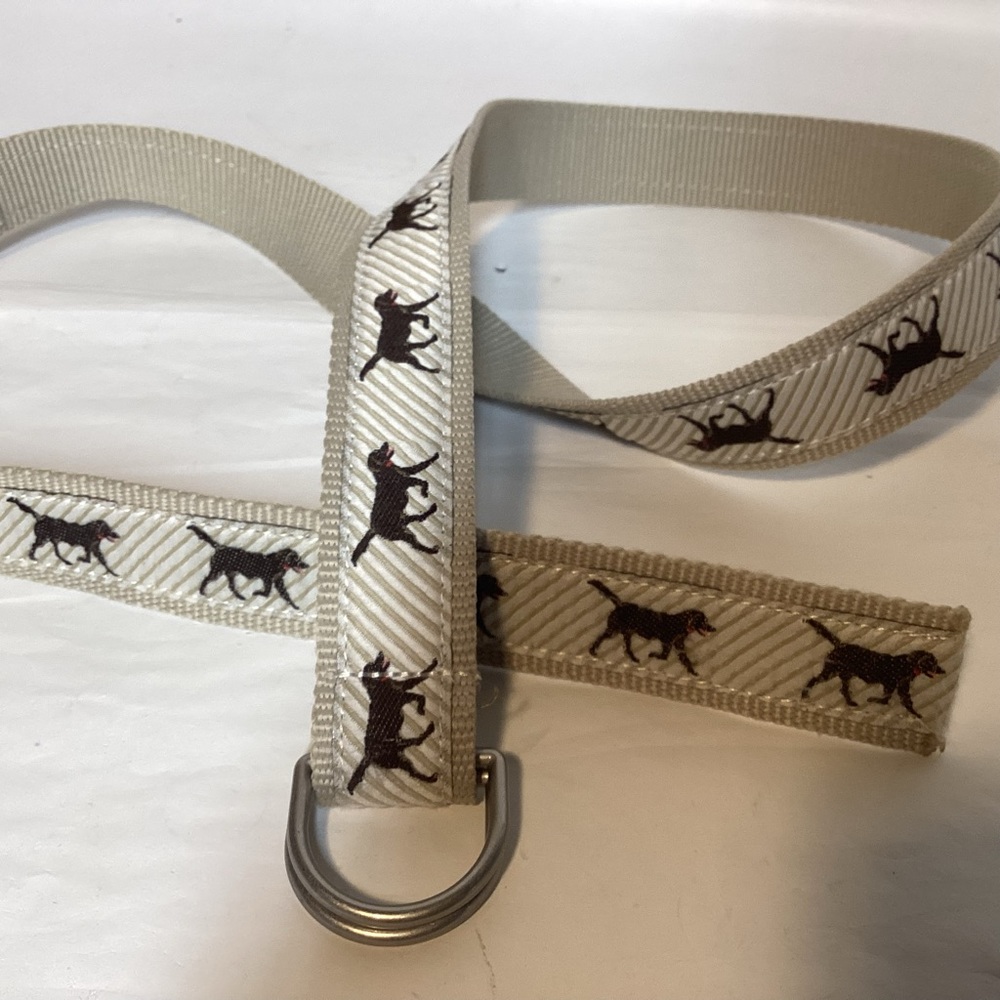 L.L. Bean Belt tan striped with Labrador retrievers Men’s unisex size L / XL - Picture 3 of 11